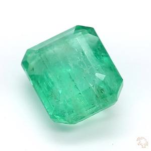 532-carat-green-natural-emerald-2