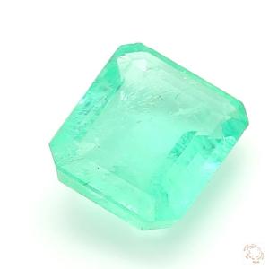 284-carat-green-natural-emerald-4