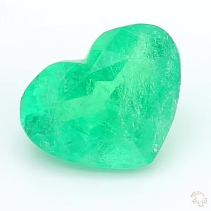 365-carat-green-natural-emerald-1