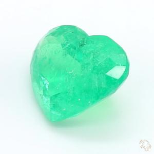 365-carat-green-natural-emerald-2