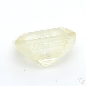530-carat-yellow-natural-sapphire-3