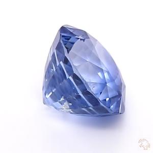 300-carat-blue-natural-sapphire-4
