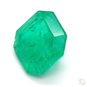 362-carat-green-natural-emerald-2