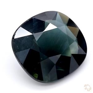 487-carat-blue-natural-sapphire-2