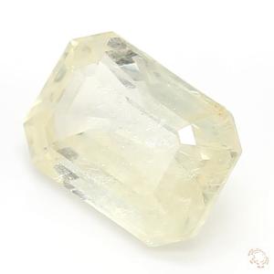 562-carat-yellow-natural-sapphire-3