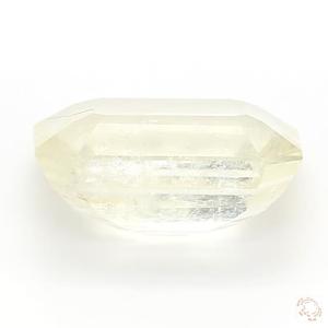 562-carat-yellow-natural-sapphire-4