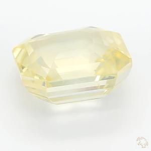 752-carat-yellow-natural-sapphire-3
