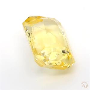 712-carat-yellow-natural-sapphire-4