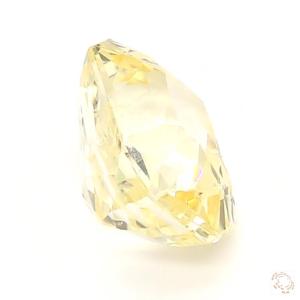 562-carat-yellow-natural-sapphire-4