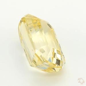496-carat-yellow-natural-sapphire-4