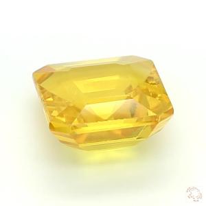 435-carat-yellow-natural-sapphire-3