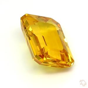 432-carat-yellow-natural-sapphire-4