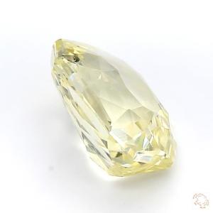 545-carat-yellow-natural-sapphire-4