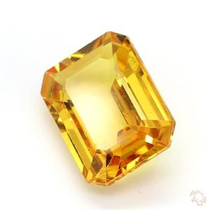 537-carat-yellow-natural-sapphire-2