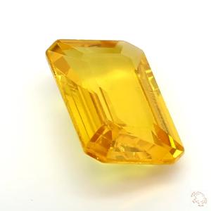 482-carat-yellow-natural-sapphire-4