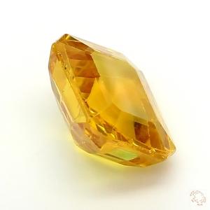 421-carat-yellow-natural-sapphire-4