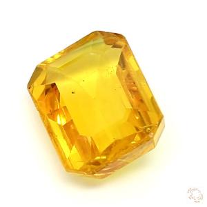476-carat-yellow-natural-sapphire-2