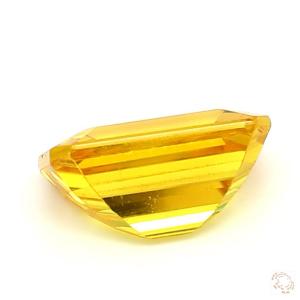 427-carat-yellow-natural-sapphire-3