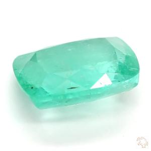 698-carat-green-natural-emerald-3
