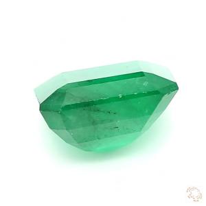 450-carat-green-natural-emerald-3