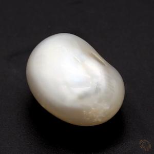 549-carat-white-natural-pearl-2