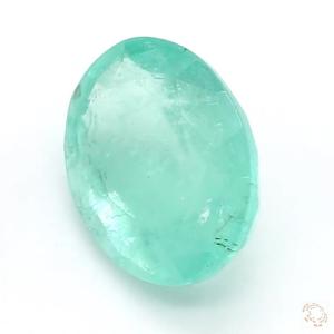 352-carat-green-natural-emerald-2