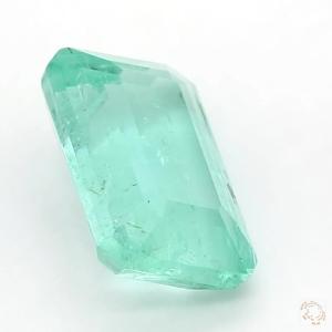 383-carat-green-natural-emerald-4