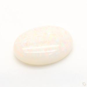 692-carat-white-natural-opal-3