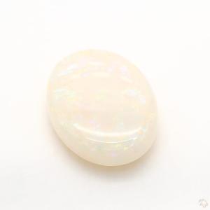 682-carat-white-natural-opal-2