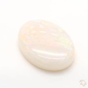 674-carat-white-natural-opal-2