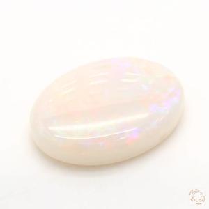 674-carat-white-natural-opal-3