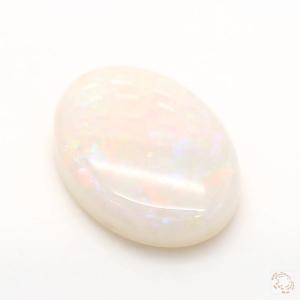 674-carat-white-natural-opal-4