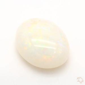 768-carat-white-natural-opal-2
