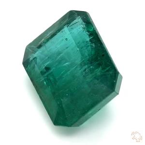 730-carat-green-natural-emerald-2