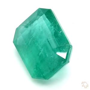 392-carat-green-natural-emerald-2