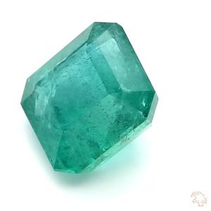 547-carat-green-natural-emerald-2