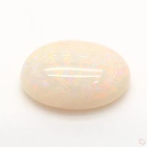 879-carat-white-natural-opal-1