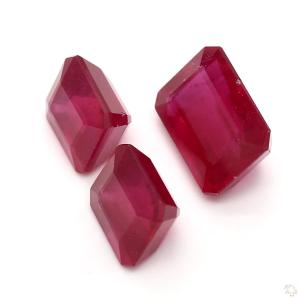1905-carat-red-natural-ruby-2