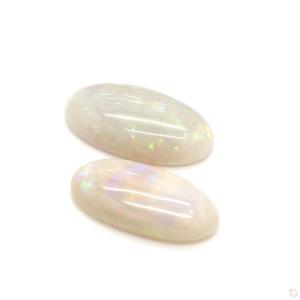 1050-carat-white-natural-opal-2