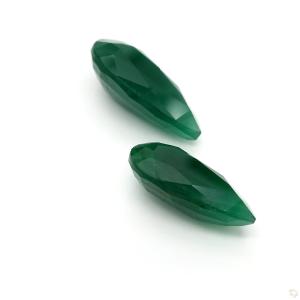 1530-carat-green-natural-emerald-4