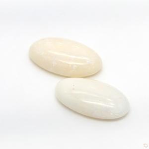 1096-carat-white-natural-opal-2