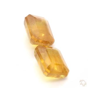 610-carat-yellow-natural-sapphire-4