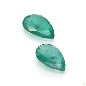 954-carat-green-natural-emerald-4