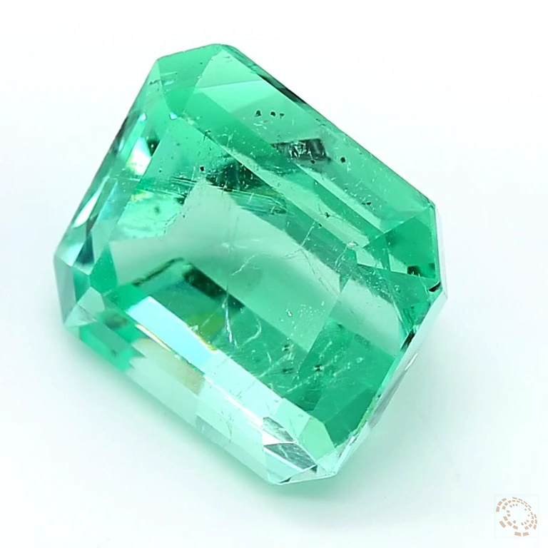 718-carat-green-natural-emerald-preview