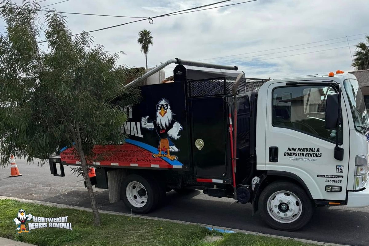 Lightweight Debris Removal - Dumpster Rental Service in California