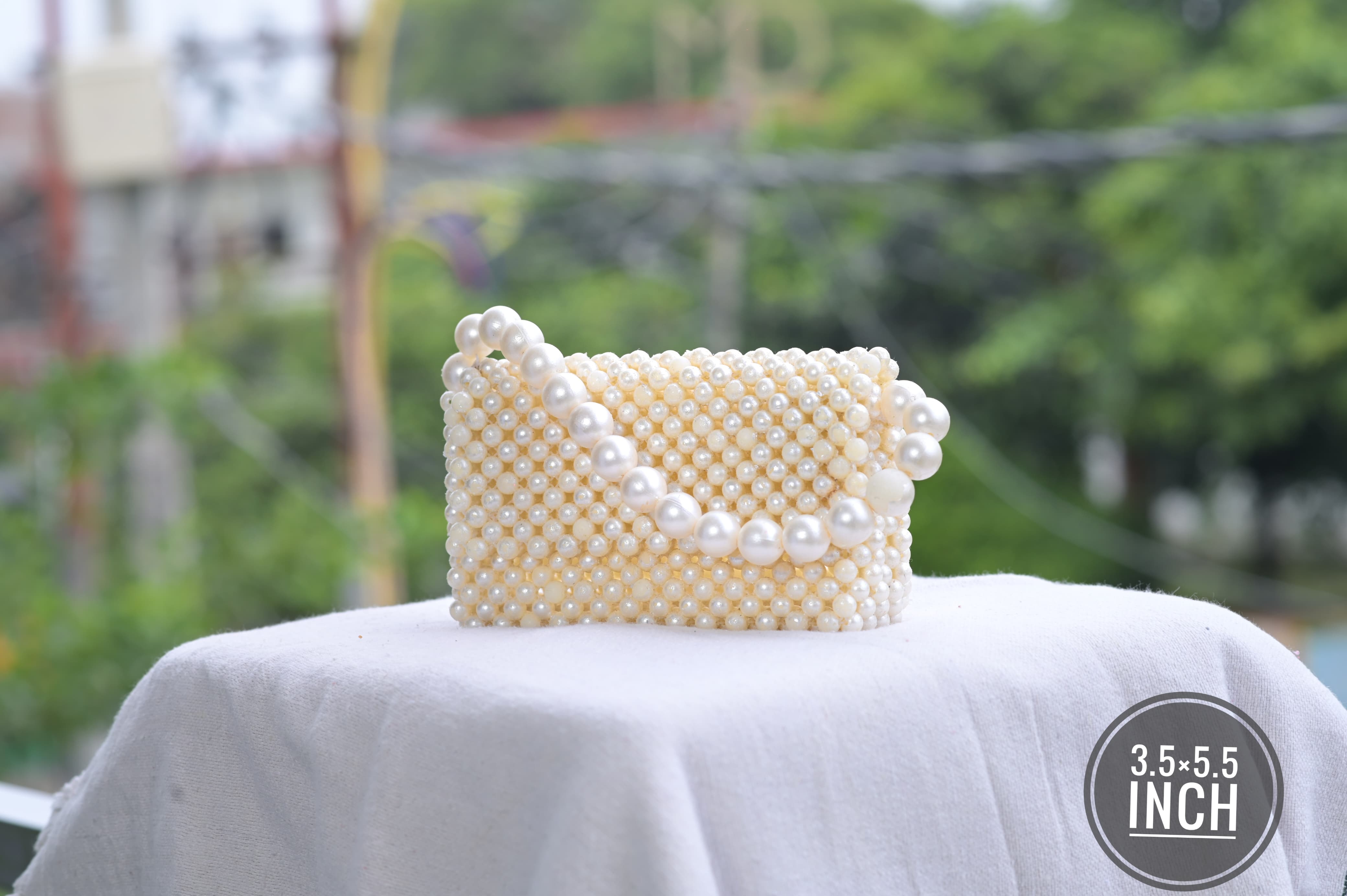 Luxury White Pearl Purses Shoulder Bag for Women Beaded Clutch Evening Hand Bag for Parties