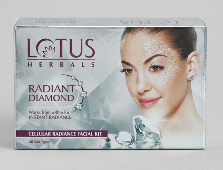 LOTUS HERBALS RADIANT DAIMOND