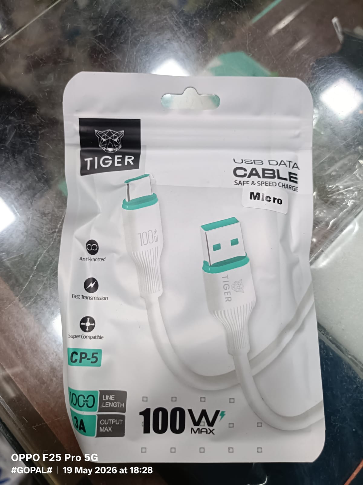 Tiger CP-5 V8 Anti Knotted USB Data Cable that supports fast charging and data transmission.