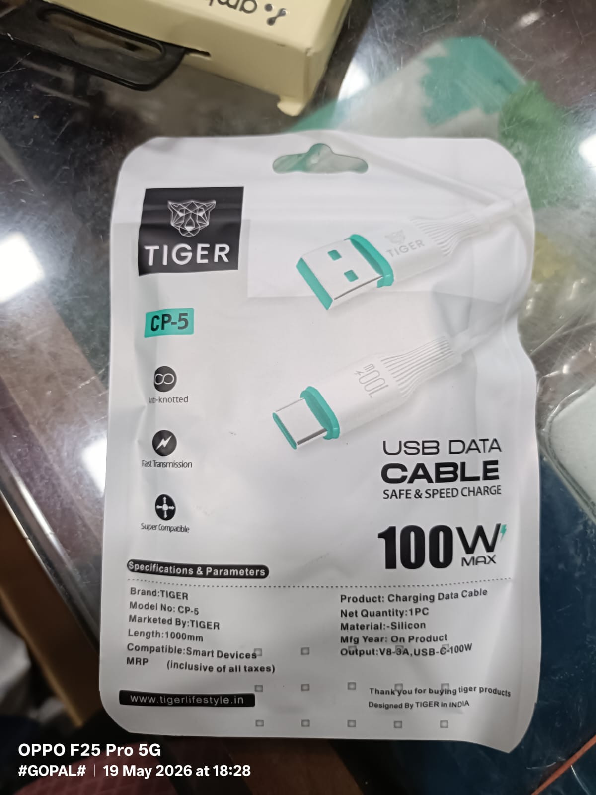 Tiger CP-5 V8 Anti Knotted USB Data Cable that supports fast charging and data transmission.