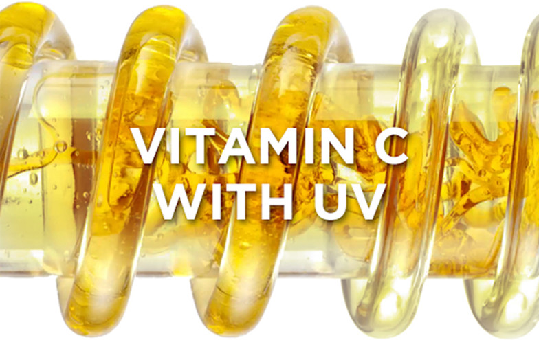 GARNIER Bright Complete Vitamin C Serum UV Cream, Sun Protection & Skin Brightening (45g)